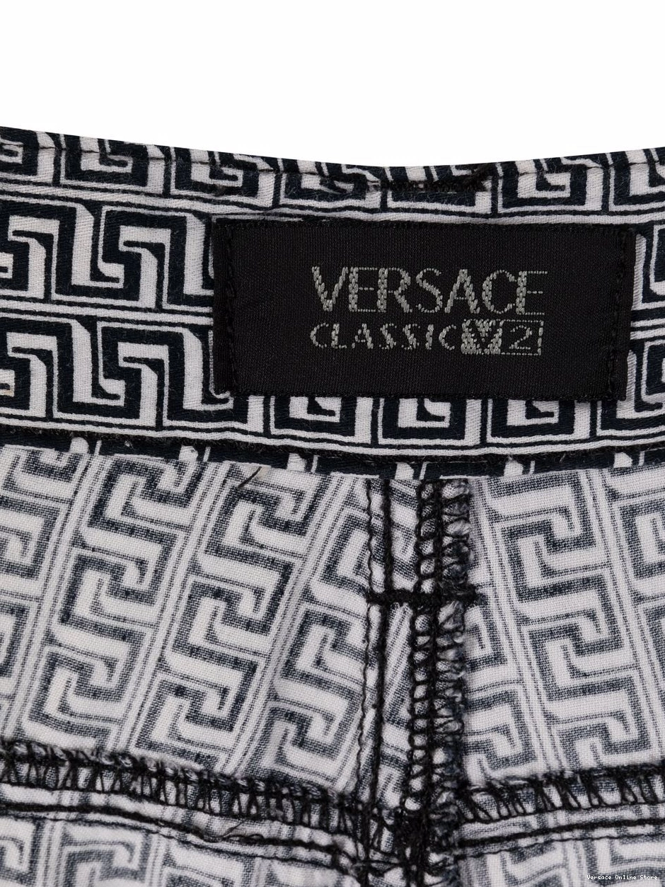 Affordable print Women 1990s trousers cropped Versace Greca 0718